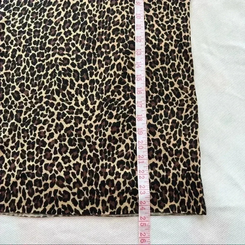 J.crew Size Medium Leopard Print 100% Merino Wool Sweater Size xs - Image 9