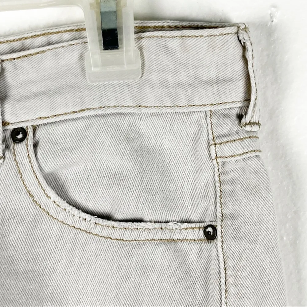 FREE PEOPLE 100% Cotton Off White Frayed Hem Jean Shorts, Size 25 - Image 7