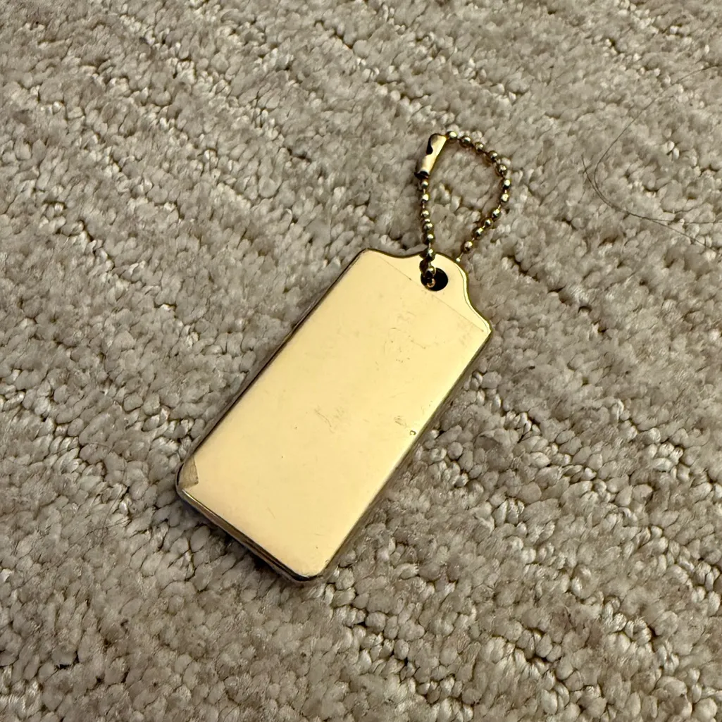 Coach heavy gold metal hangtag - Image 2