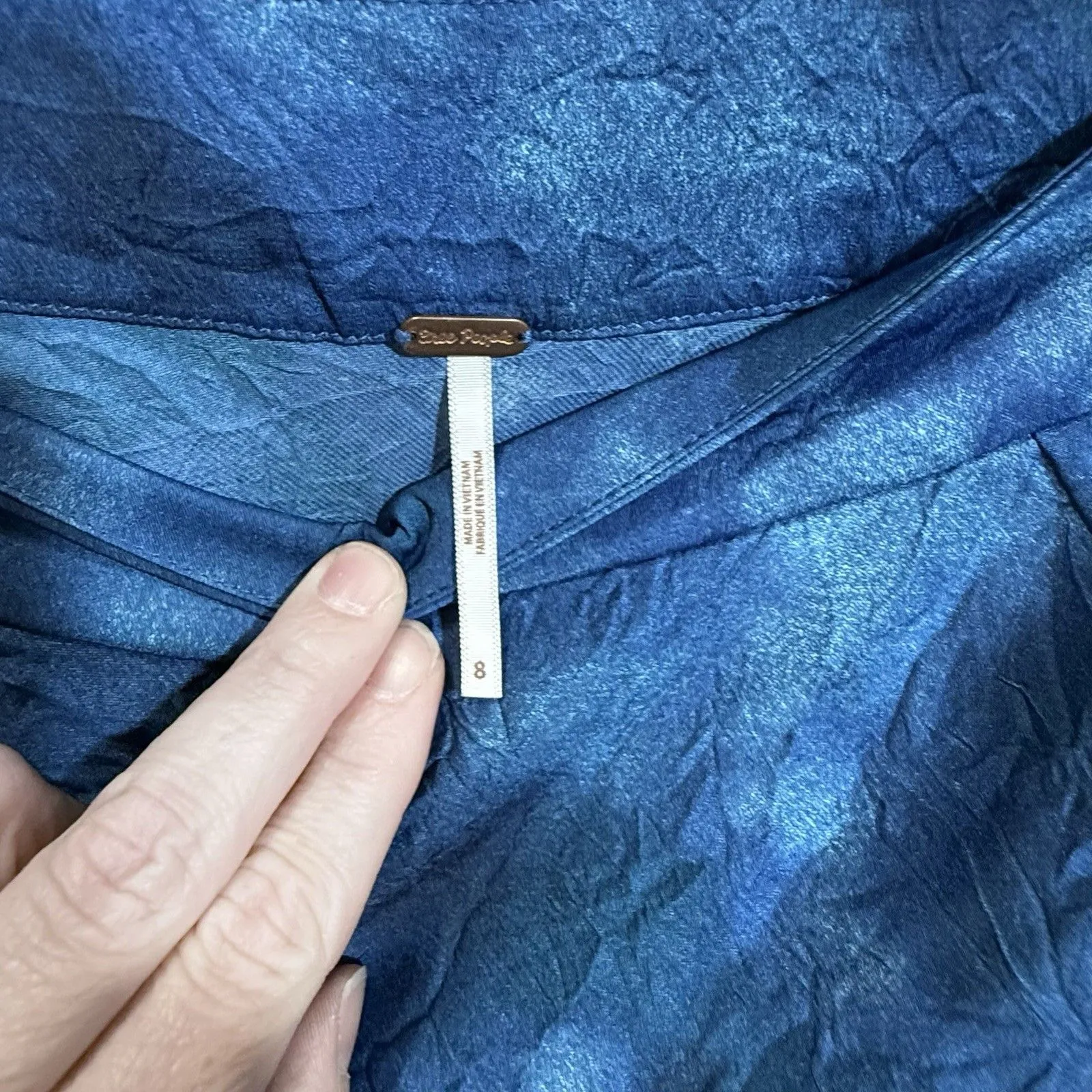 NEW Free People Martine Flirt Tie Dye Mini Skirt Blue Side Zip Slit Size 8 Boho - Image 4