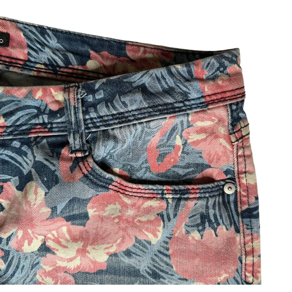 Signature Studio Womens Cropped Skinny Jeans Raw Hem Blue Pink Flamingo Size 6 - Image 6