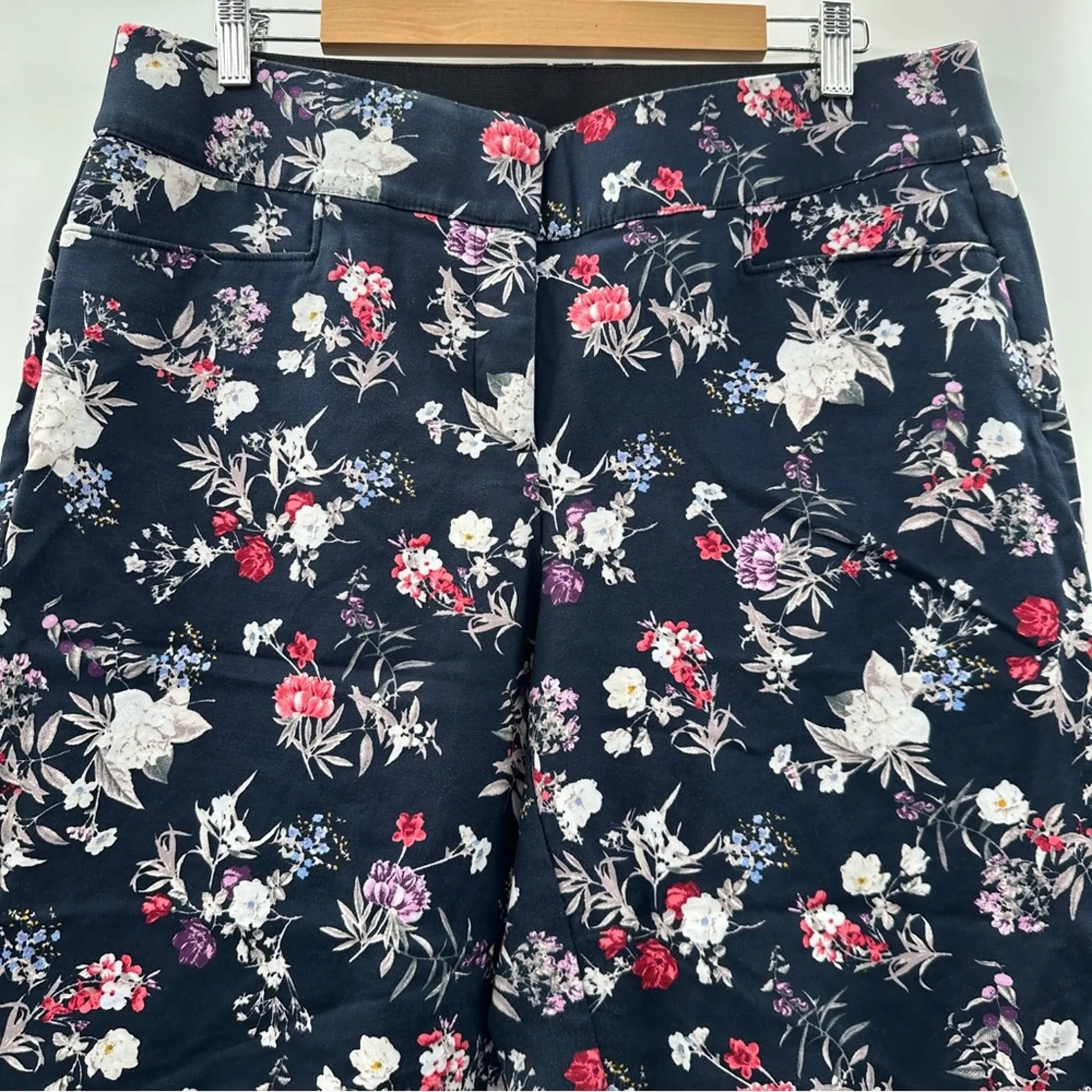 Lane Bryant The Allie Navy Blue Multicolor Floral Ruffle Cropped Pants Sz 14‎ - Image 2