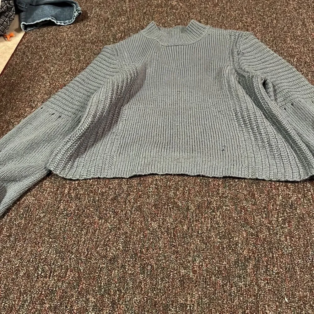 Tobi small sweater - Image 3