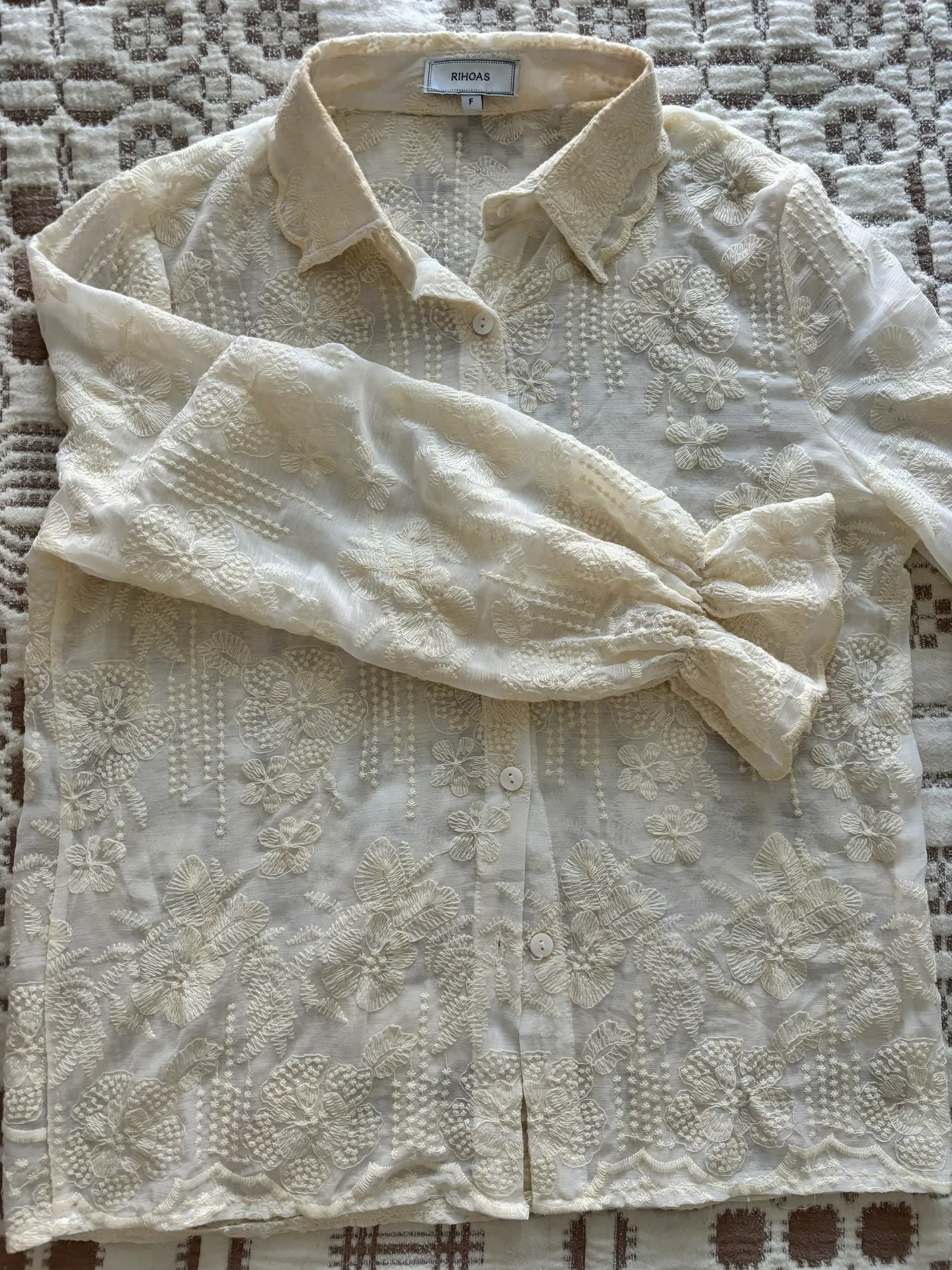 Rihoas Lace Long Sleeve White - Image 4