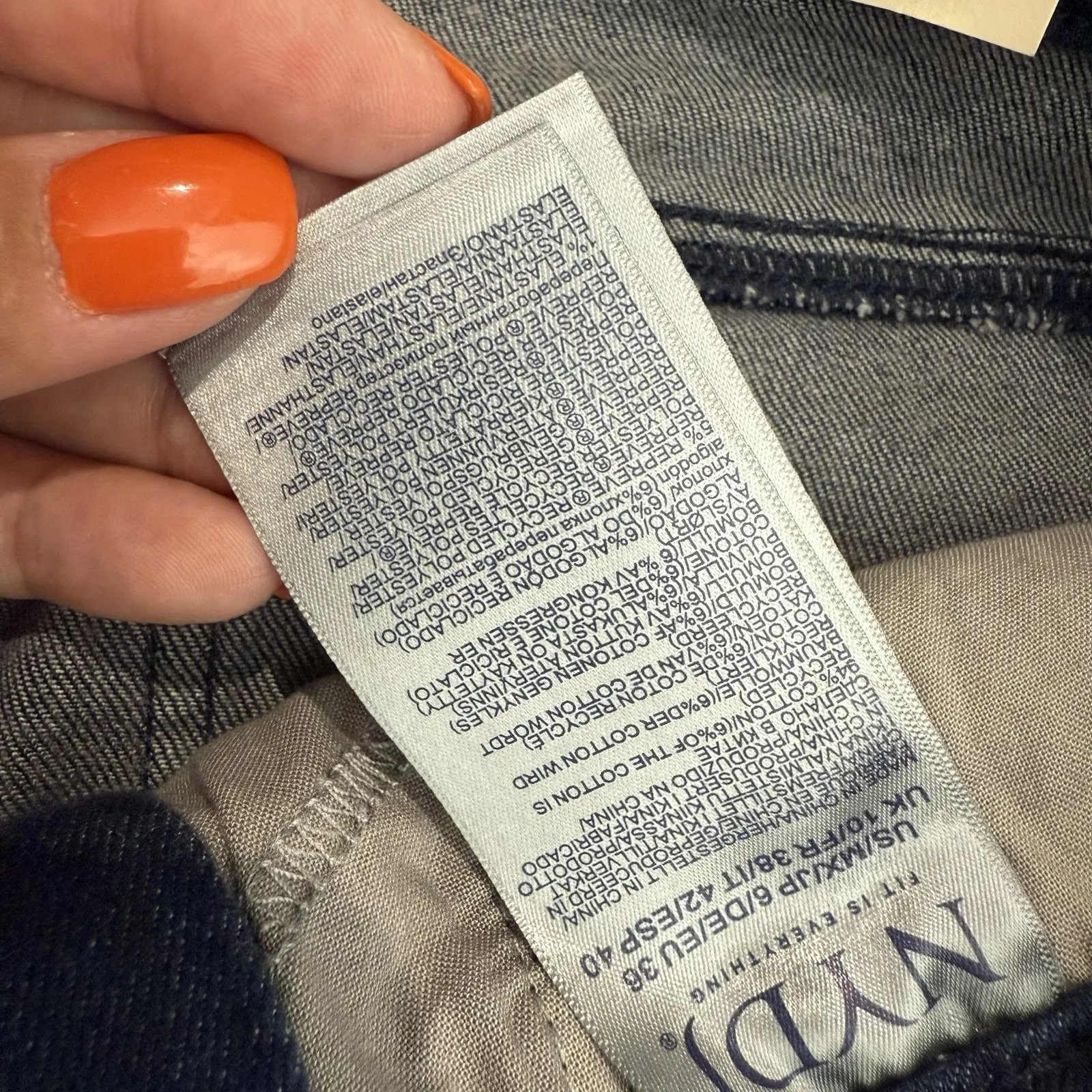 NWT NYDJ Kristie‎ 80's Bermuda Jean Shorts Inspire Wash Raw Hem Size 6 - Image 5