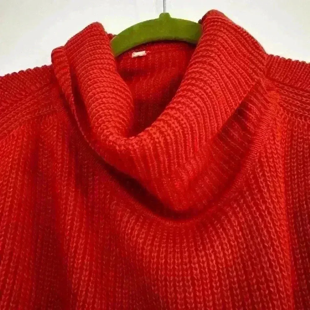 Womens Oversized Orange Turtleneck Sleeveless Sweater. Sz: S. - Image 4