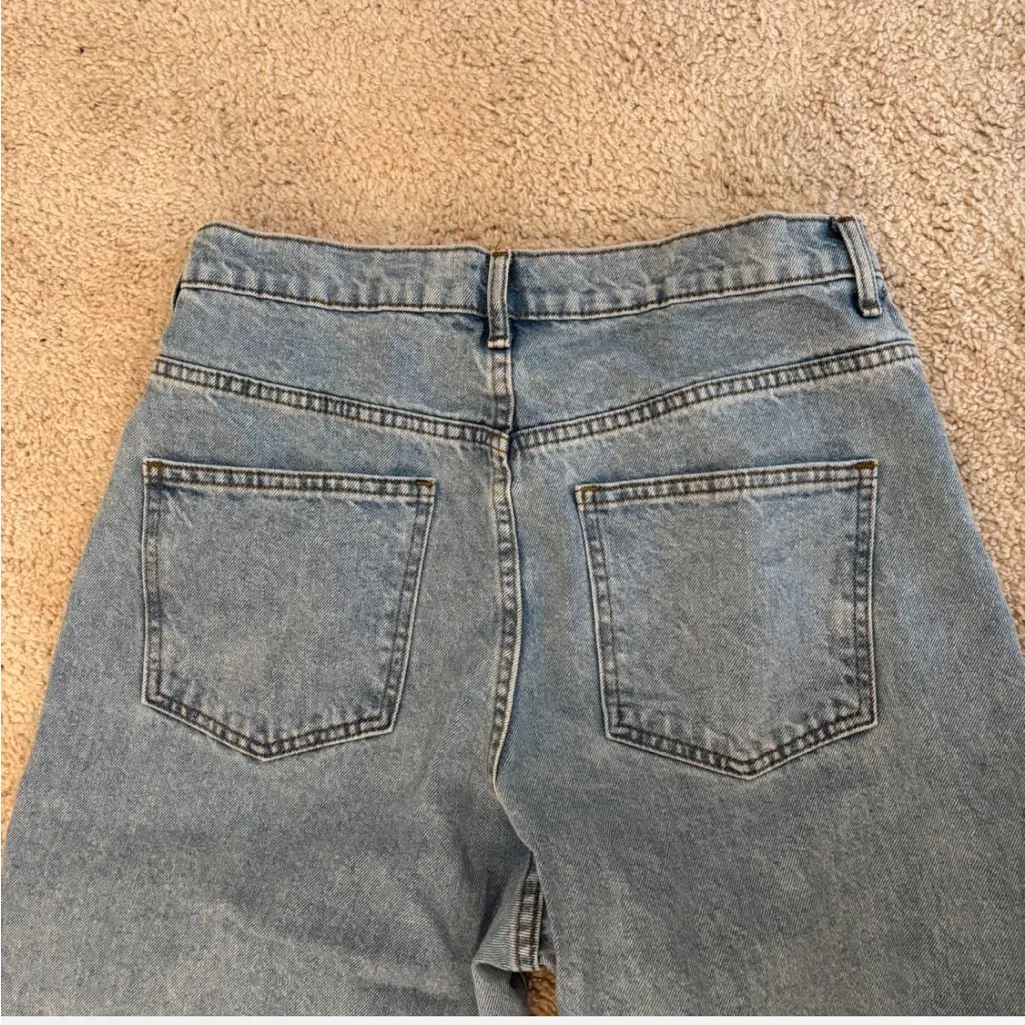 Classic Blue Women's Jeans - Image 6