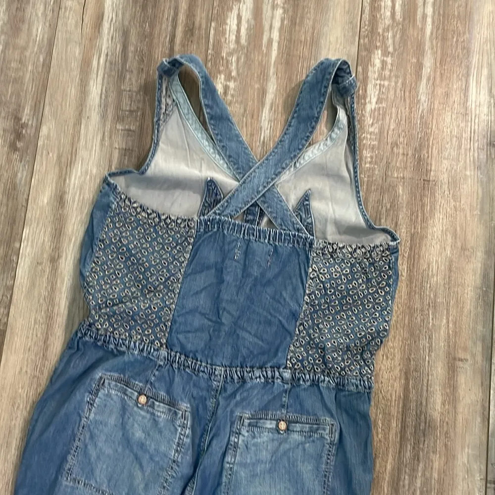 ANTHROPOLOGIE HOLDING HORSES Eyelet Chambray Denim Jean Jumper Overalls Jumpsuit - Image 10