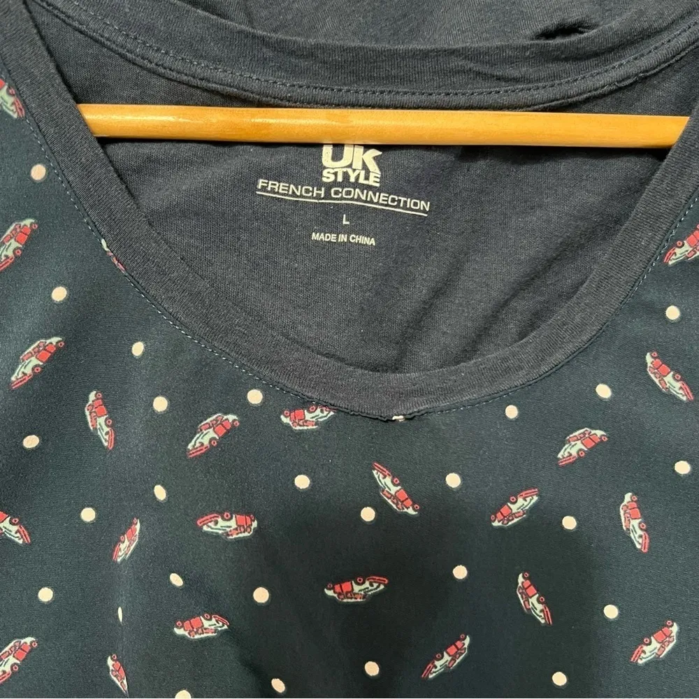 UK Style Top Blue Size L - Image 5