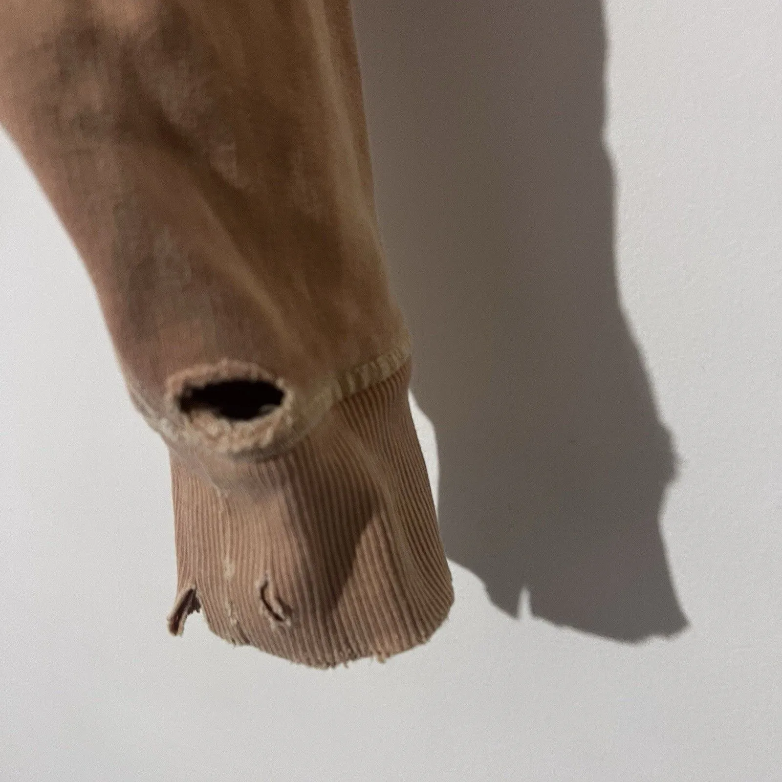 Distressed Free People Tan Cropped Sweatshirt Size Small Boho Pullover Crewneck - Image 4