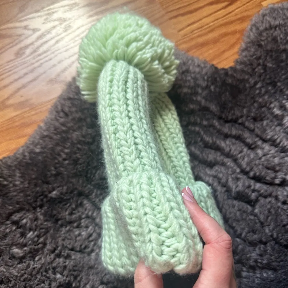 Urban outfitter mint green beanie - Image 7