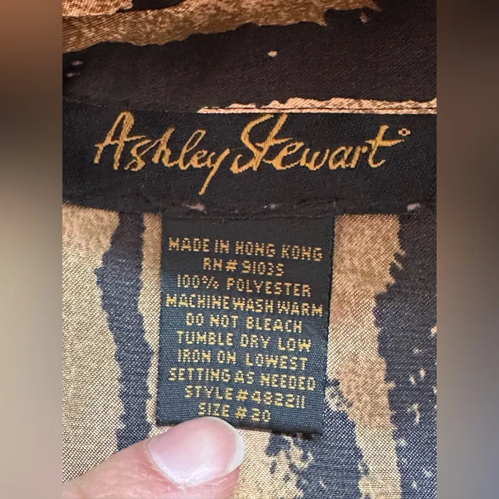 Ashley Stewart Satin Gold & Black Tiger Animal Print Button Down Blouse Sz 20. - Image 9