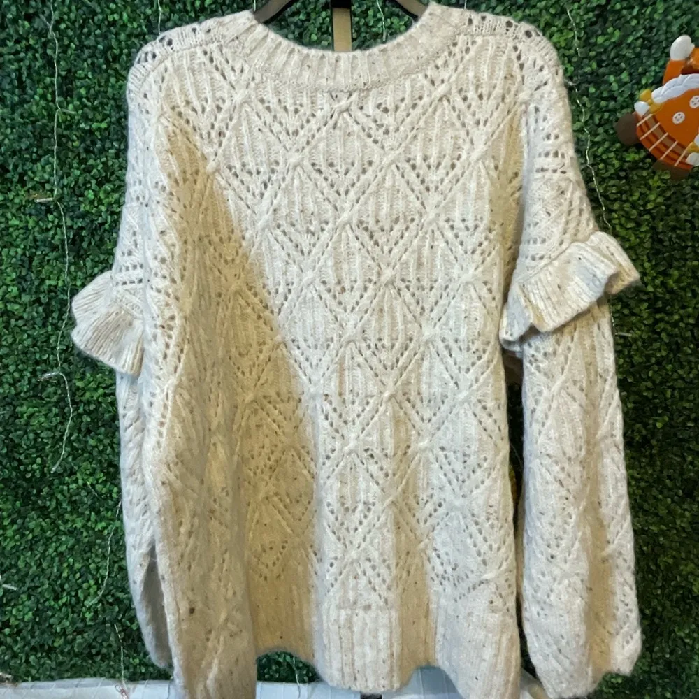 OATMEAL ✨KNITLOOSE✨ RUFFLE SWEATER - Image 3