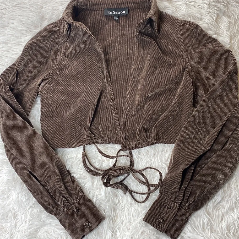 en Saison Route Blouse XS Brown - Image 7