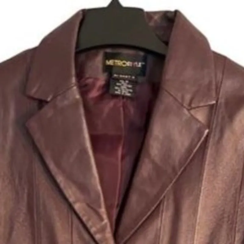Metrostyle Womens Leather Jacket Size 12 Burgundy Lined Button Front Soft Shell Red - Image 4