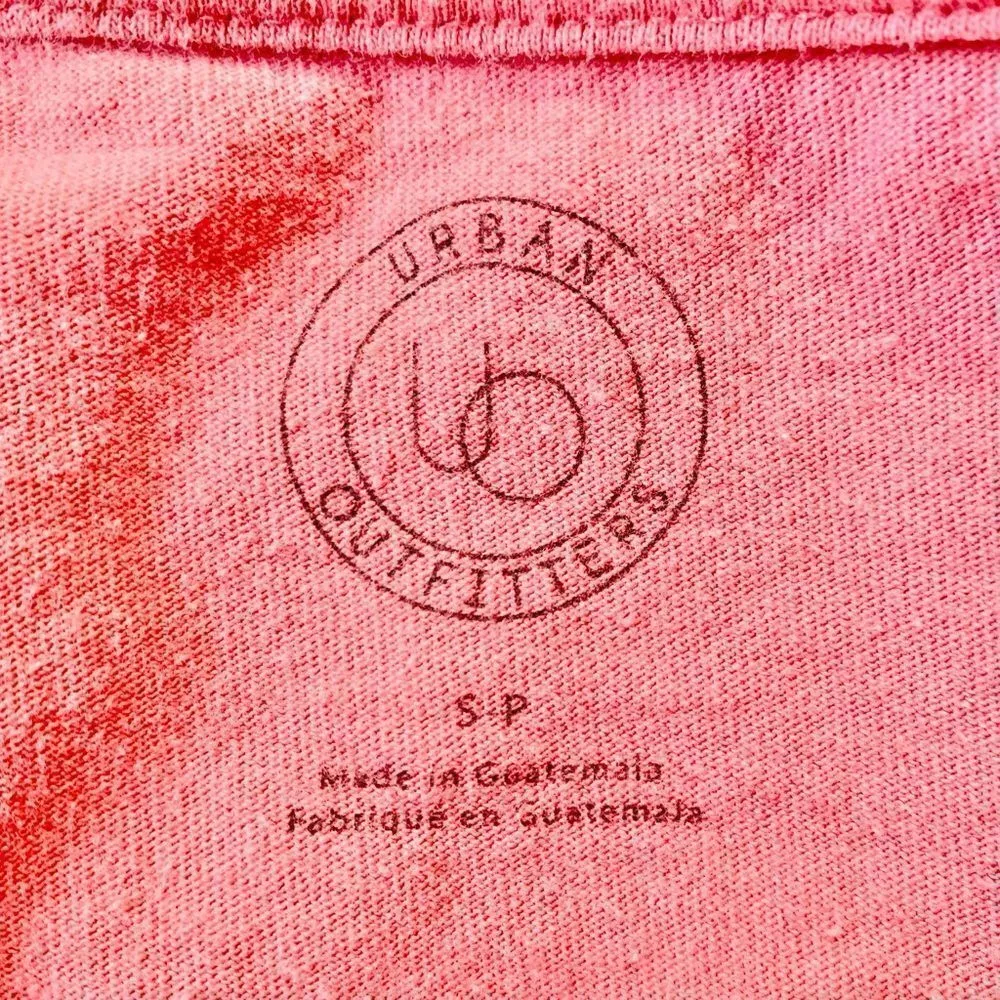 WOMEN'S 𝅺Urban Outfitters coral pink cropped Best Friend Tee - Image 6