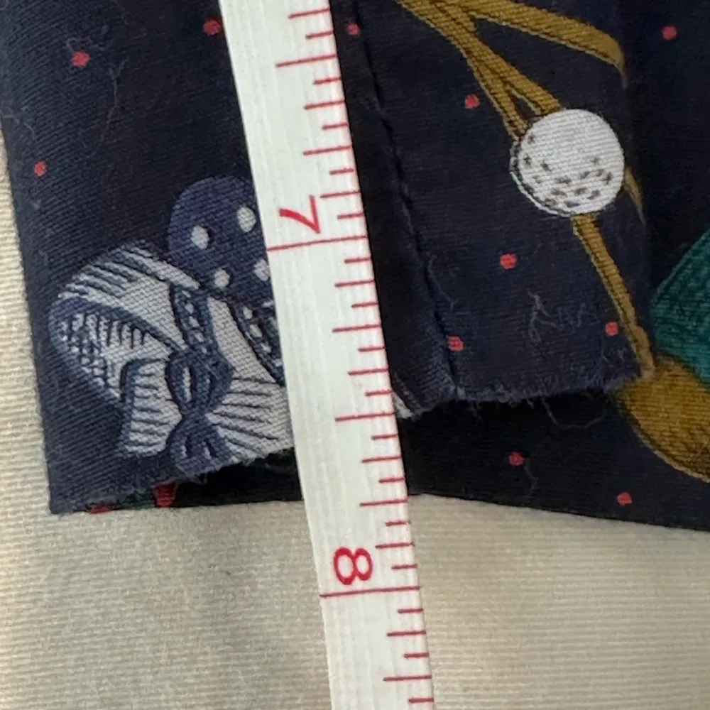 Vintage Lady Divots Golf shorts with golfing scene detail Size 8 see measurement Blue - Image 9