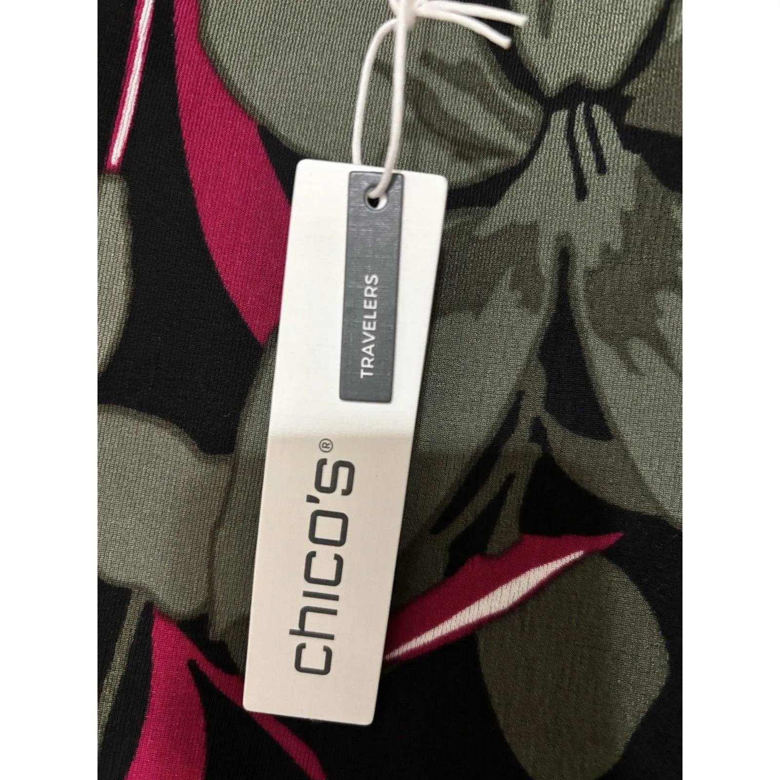 Chico's Travelers Sz 1 Women's Cropped Hibiscus Berry Knit Pant Outfit - Image 12