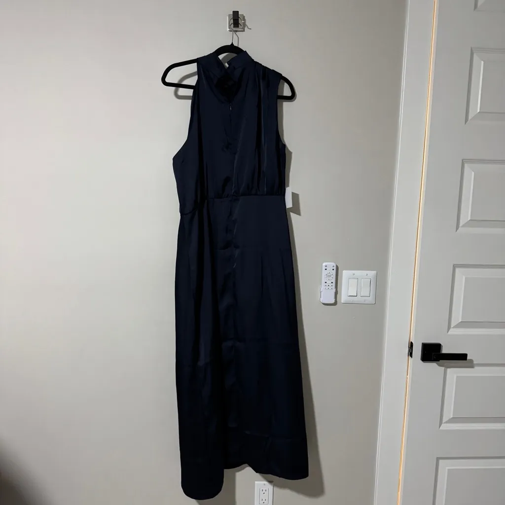 PETAL & PUP ANABELLE HALTER NECK MIDI DRESS NAVY SIZE XL - Image 5