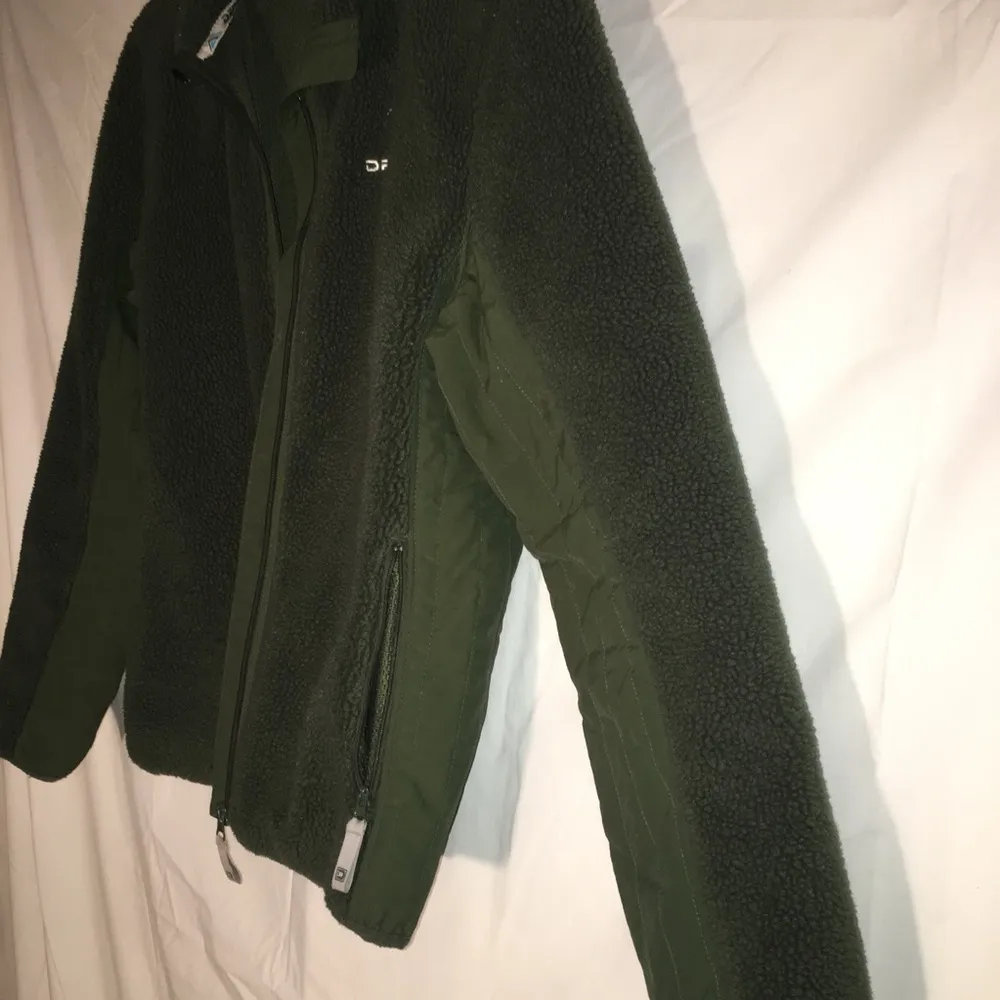 ARMY GREEN DENALI ZIP UP SHERPA EXTERIOR JACKET Size M - Image 4