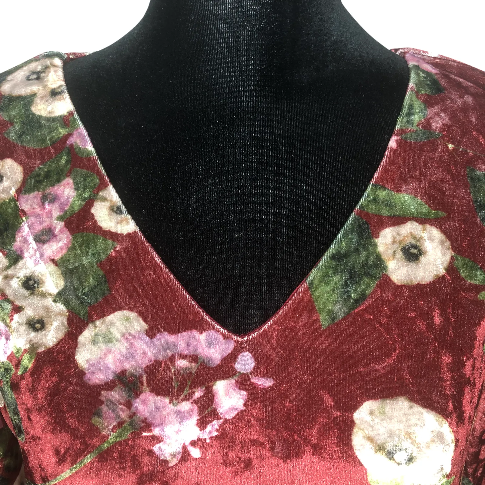 Loveriche Wine Mix Floral Velvet Dress - Size Medium - Image 3