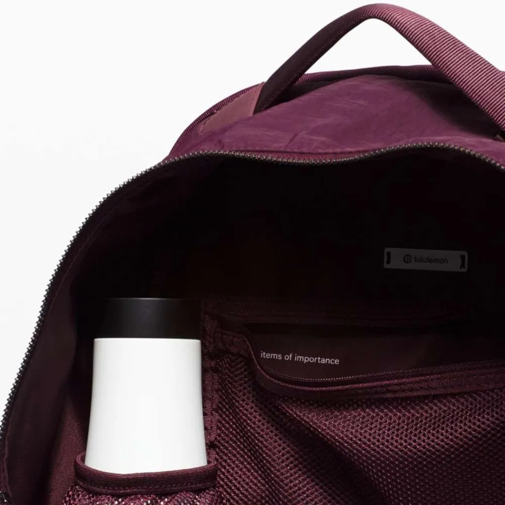 City Adventurer Backpack - Image 3