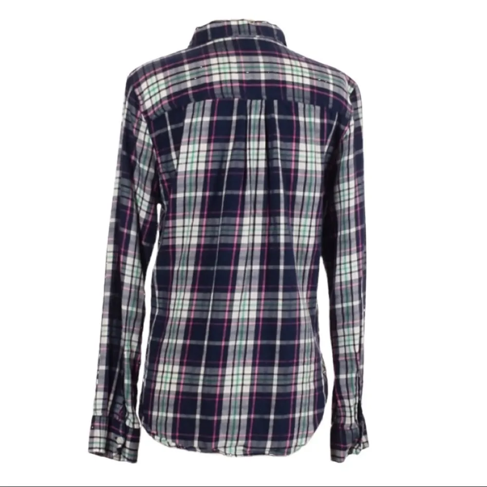 Abercrombie Long Sleeve Button Down Plaid Size M. Reg $58
64% Cotton - Image 5