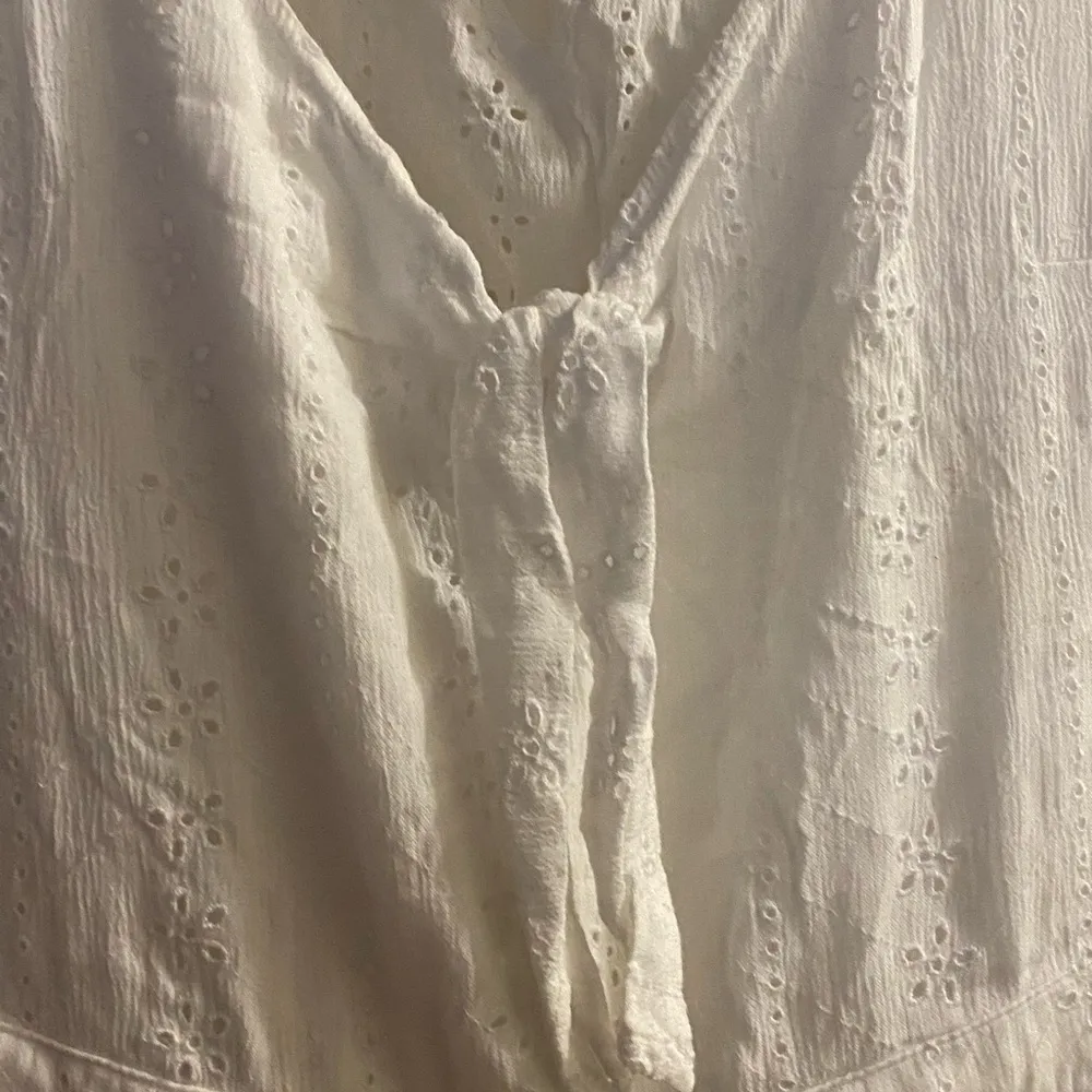 Hollister Womens Shorts Romper S Small White Eyelet Viscose Bust 34” 36” - Image 5