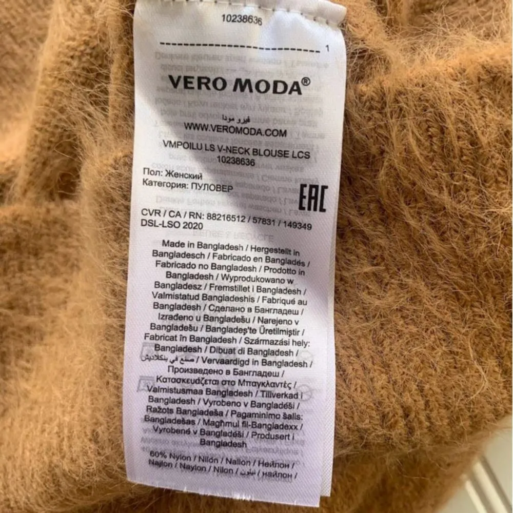 Vera Moda Brown Fuzzy V Neck Eyelash Sweater Womens Size Medium Pullover - Image 6