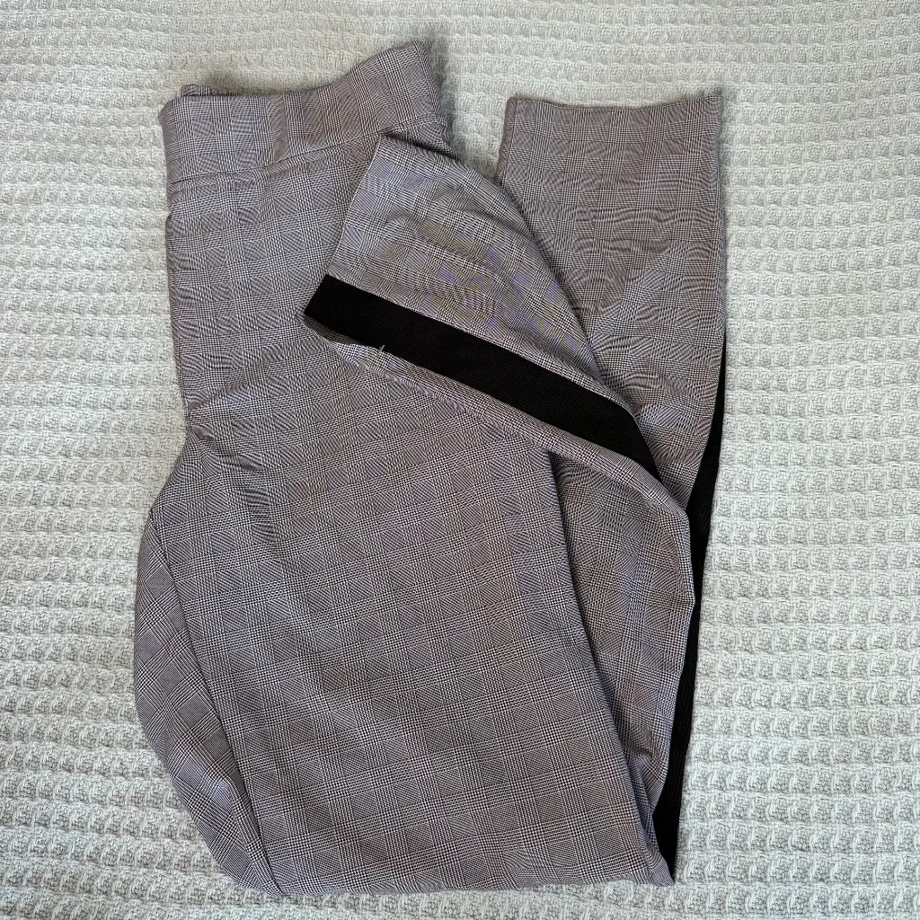 Athleta Brooklyn Plaid Ankle Pant Womens 4T Tall Black White Athleisure Travel - Image 3