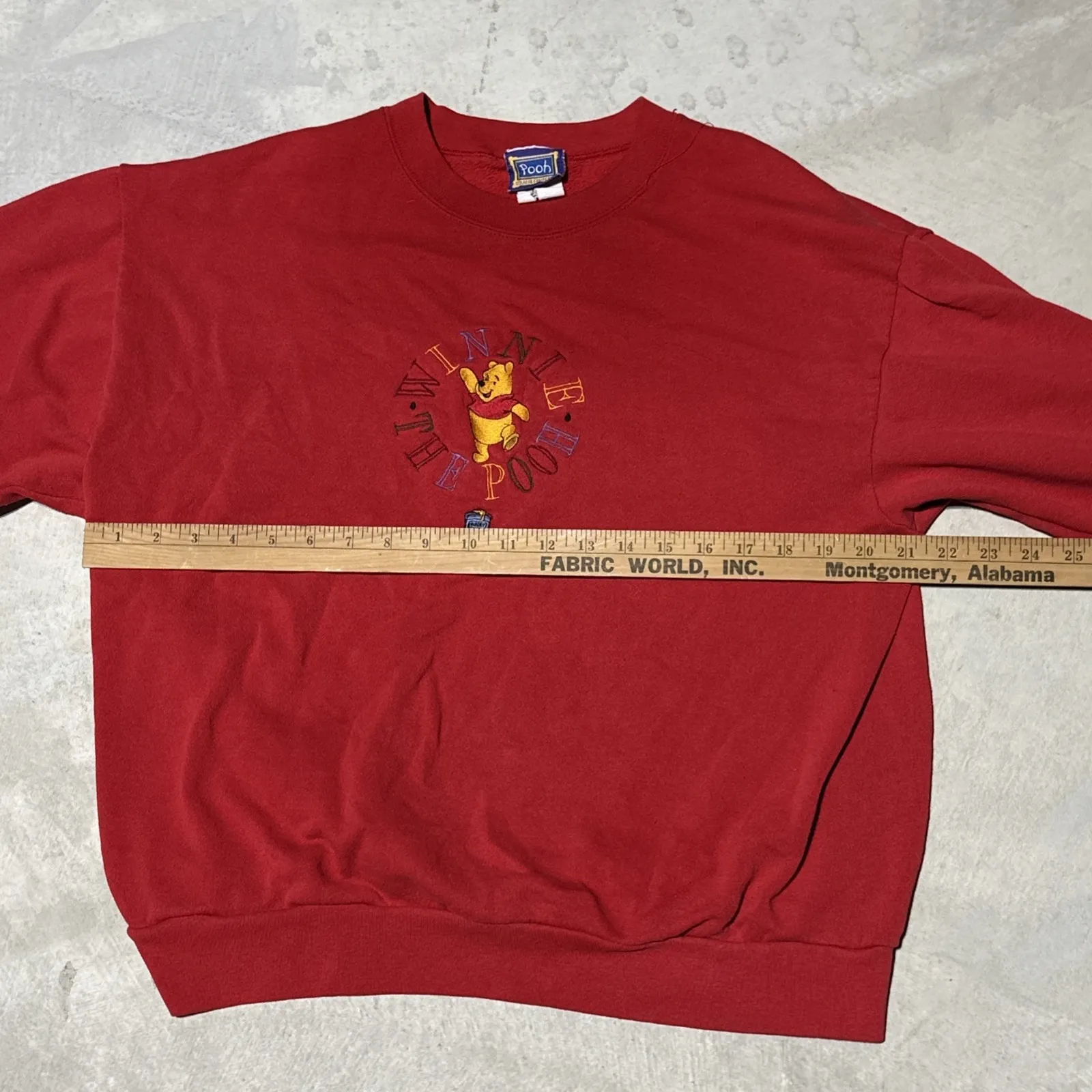 90s Vintage Winnie The Pooh Honey Disney Sweatshirt SZ L Embroidered Y2K USA Red Size L - Image 7