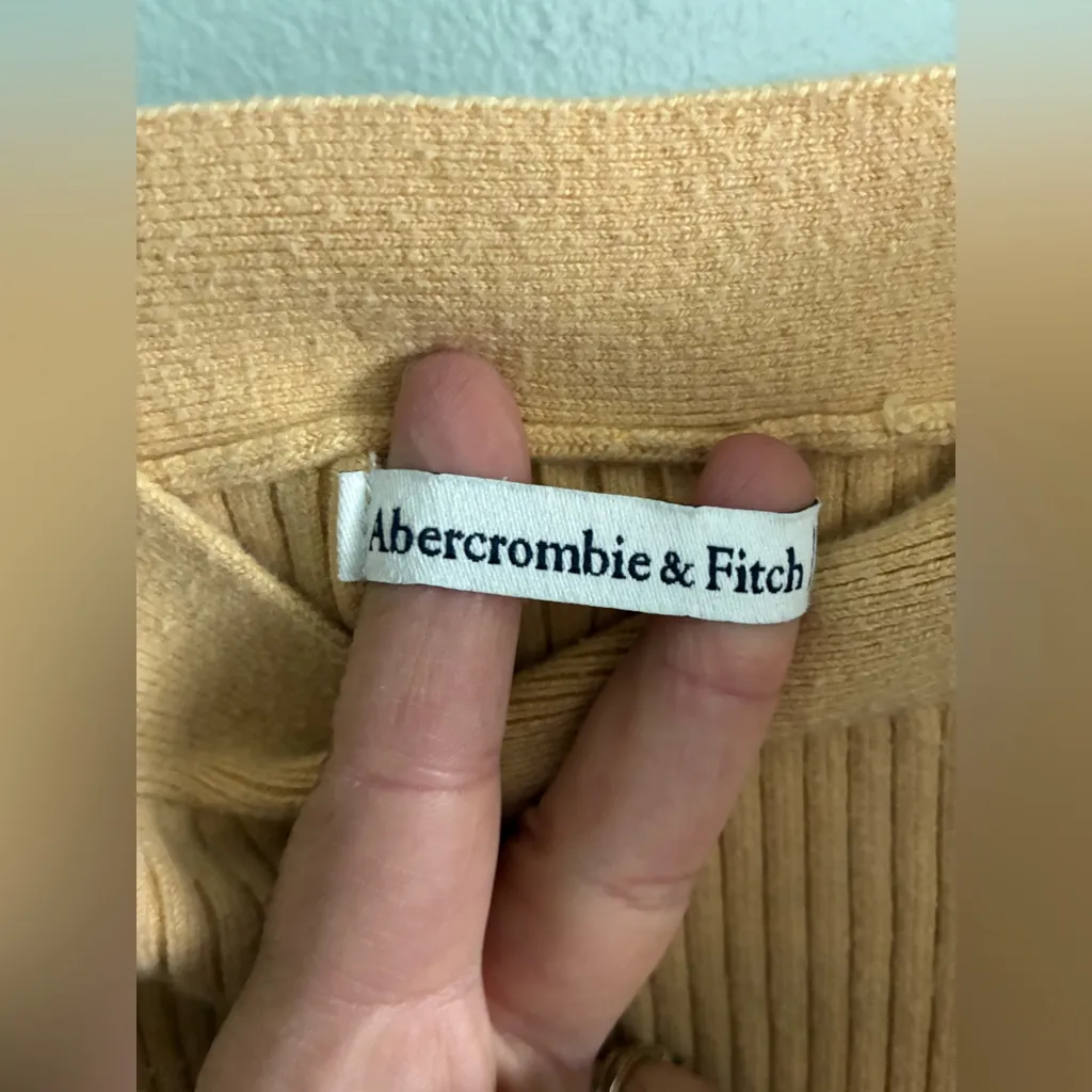 Abercrombie & Fitch Ribbed Beige Sweater Crop Top Tank Bra Sz XL - Image 3