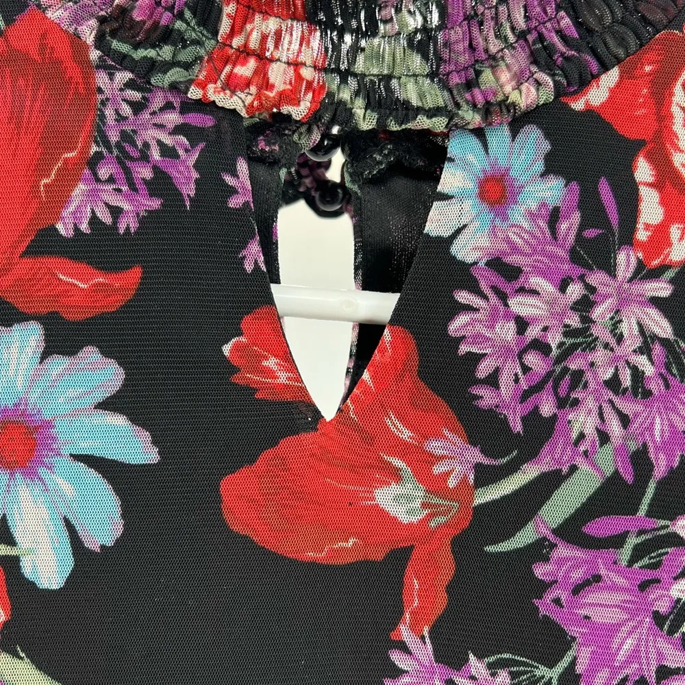 Mock neck layered floral sheer flutter sleeve top office going out lightweight Black Size M - Image 5