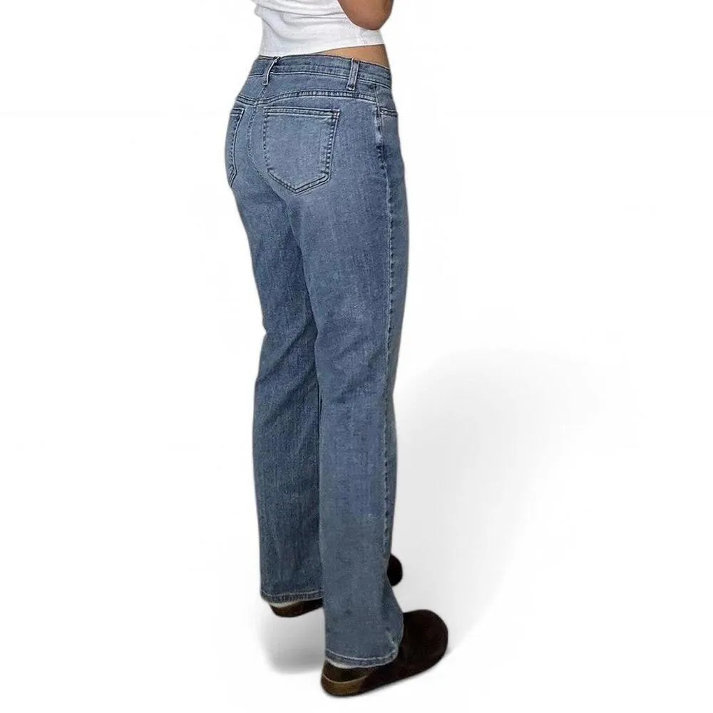 DKNY Women's Blue Low Rise Jeans - Image 5