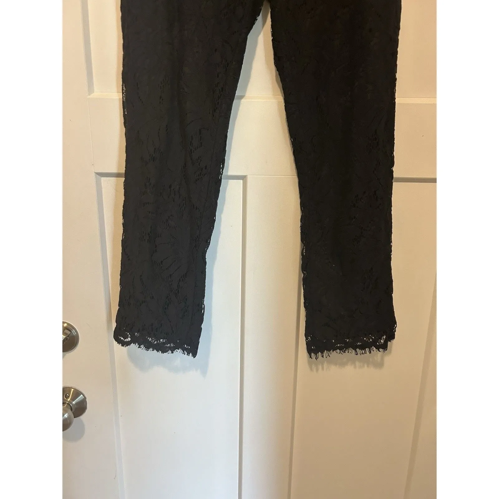 Crown & Ivy Pants Women’s Size 8 Black Lace Flat Front Tapered Leg Pockets Zip - Image 4