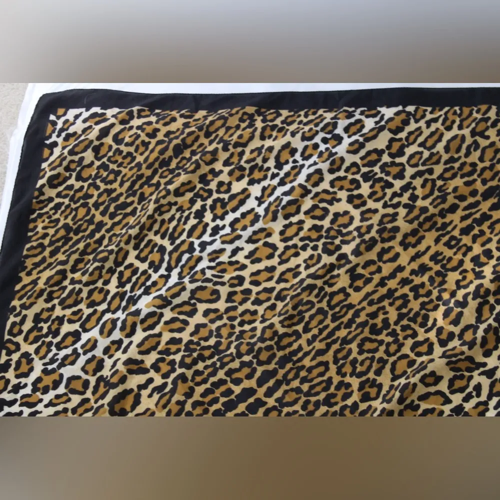 J Mico Sancho Paris Cheetah Print Tiger Scarf Black - Image 6