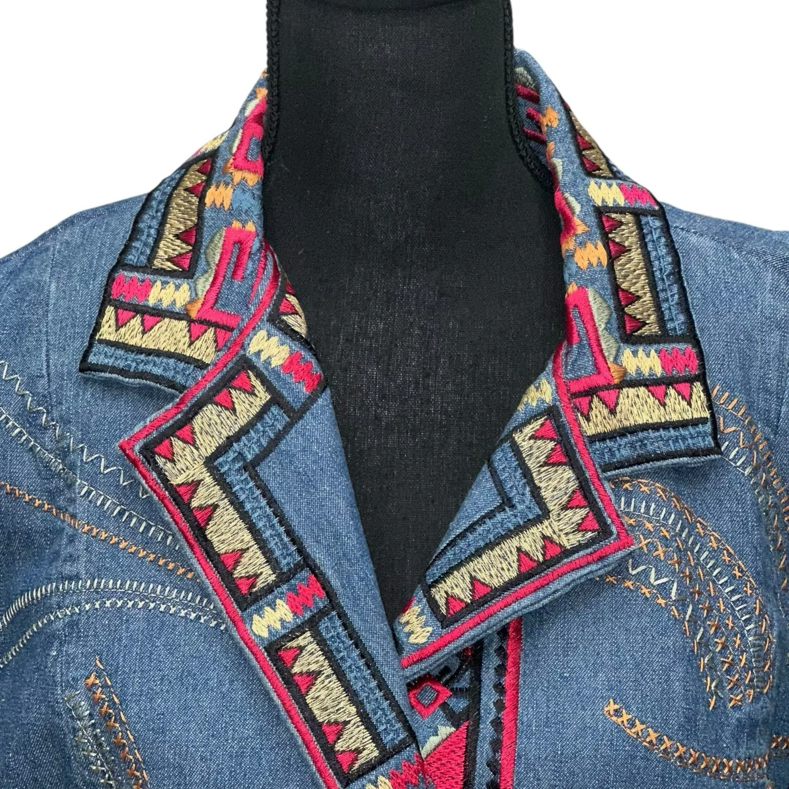 Vintage Coldwater Creek‎ Aztec Embroidered Denim Jacket Snap Closure Size Large - Image 2