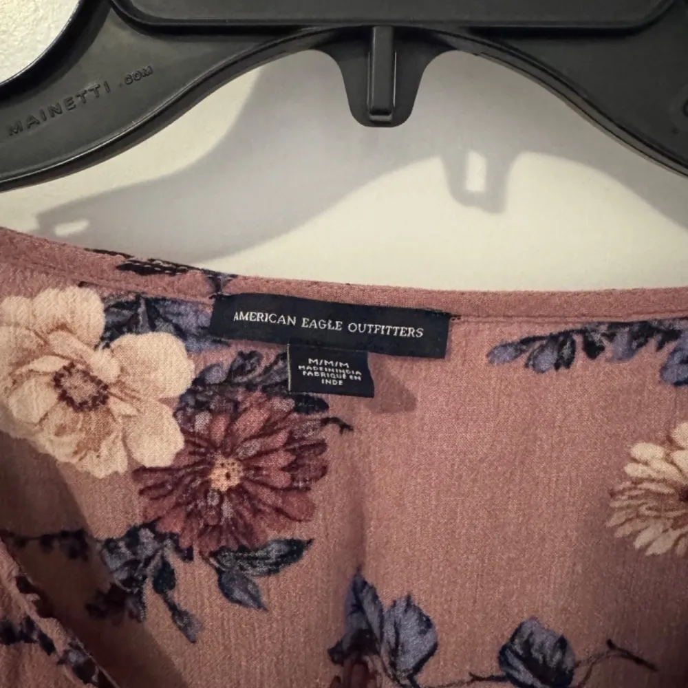 AE Floral Crop Top - Image 2