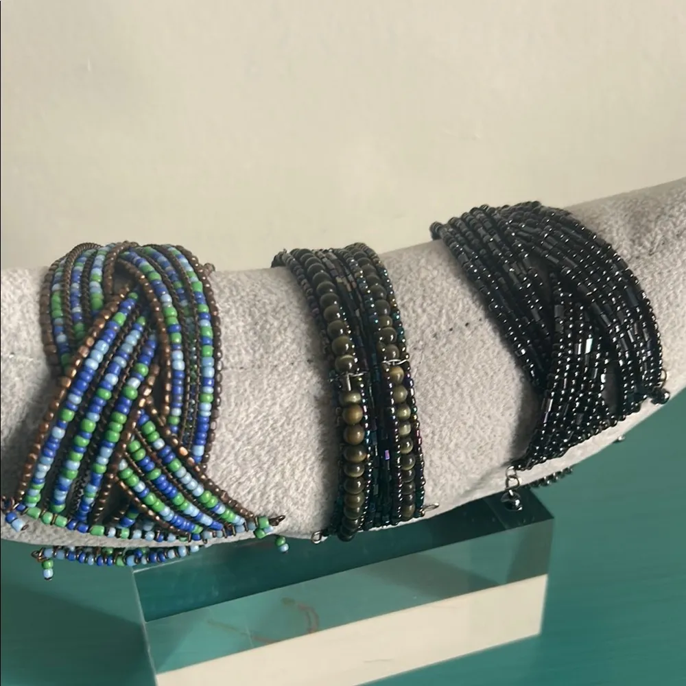 Set 3 Adjustable Wire Cuff Multicolored Glass Hematite Tigers Eye Bead Bracelets Black - Image 2