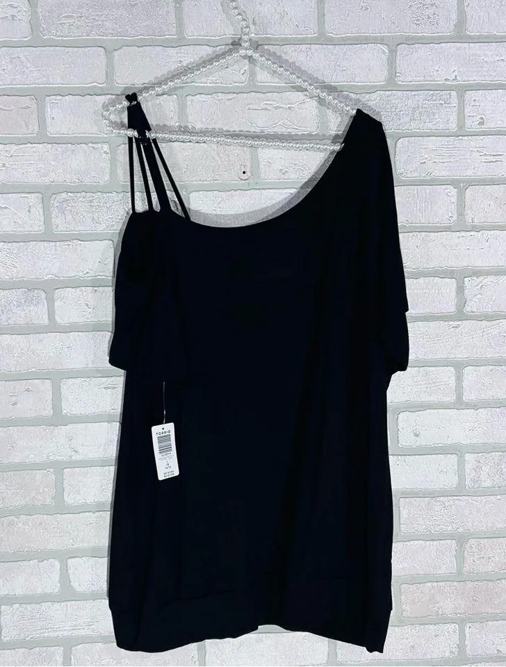 Torrid NWT Graphic Classic Fit Super Soft Off Shoulder Strappy Tee Size 1 - Image 7