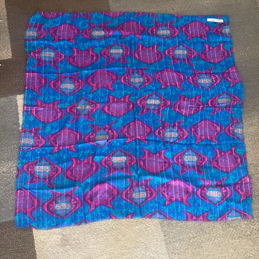 Vintage rare Axcess Rayon Scarf NWOT - Image 7