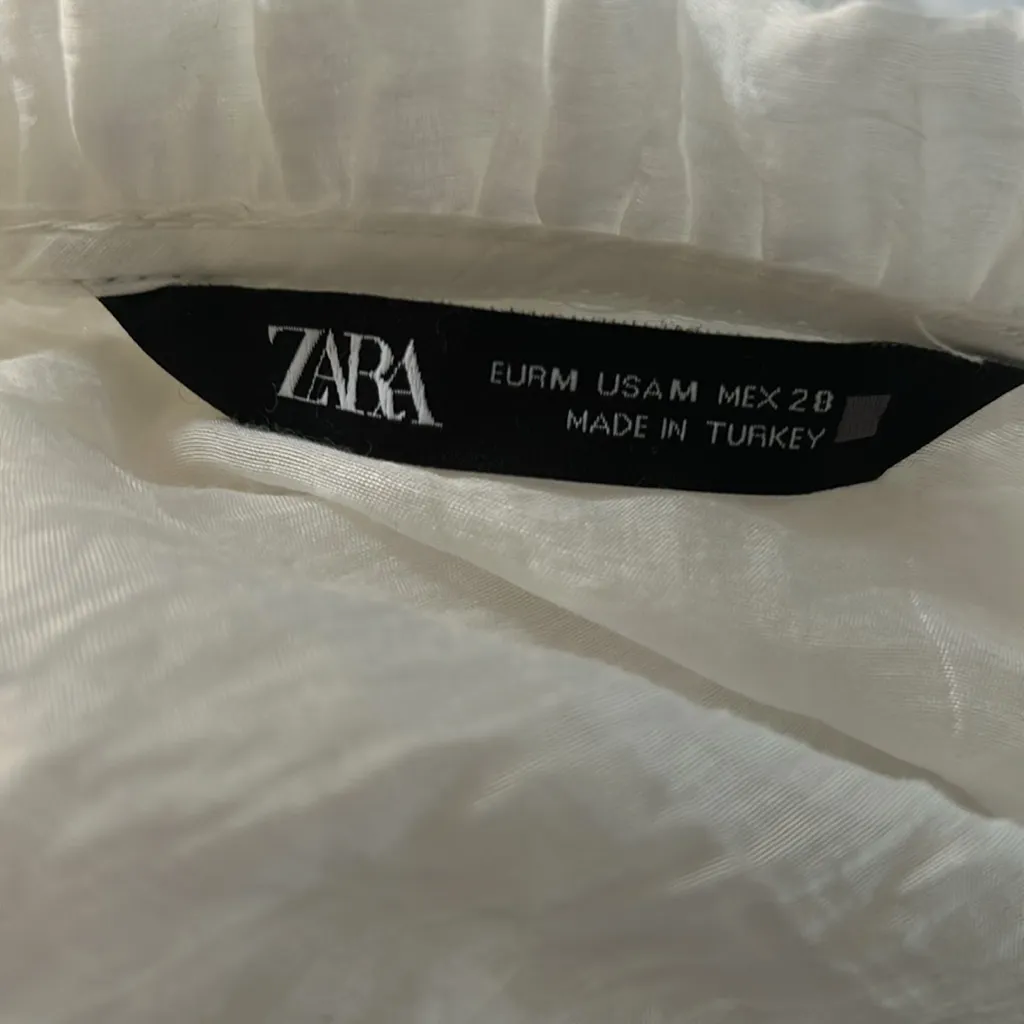 Zara White Ruffle Sleeveless Blouse - Image 6