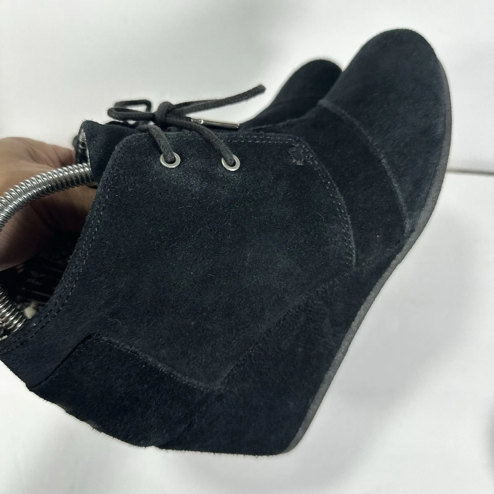 TOMS Desert Wedge Booties Black Suede Lace Up Ankle Boots Women’s 9 - Image 6