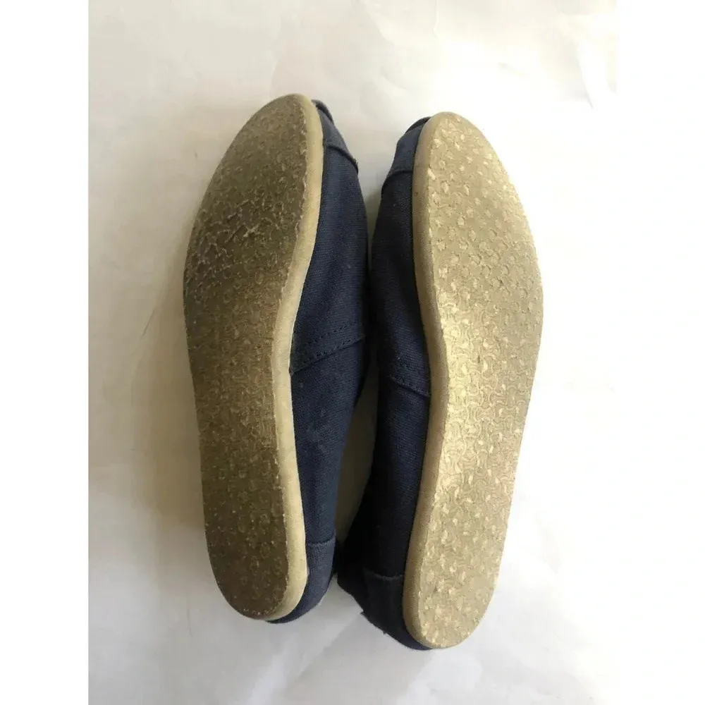 TOMS Women’s Canvas Slip-on flat shoes Size 9 - Image 5