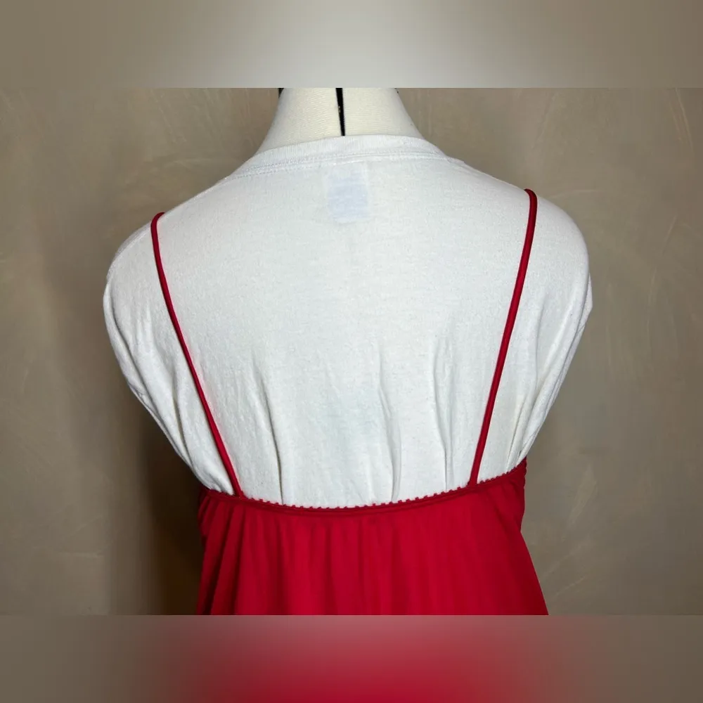 Vintage Union made women’s Flair red Nylon maxi lingerie nightgown/dress| PETITE Size undefined - Image 4