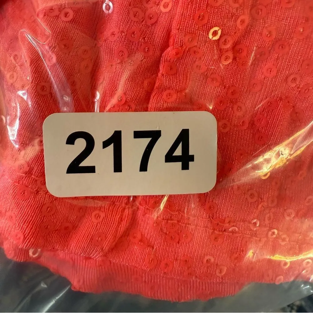 GLO Jeans‎ Red Sequin Camisole Top Size L - Image 4