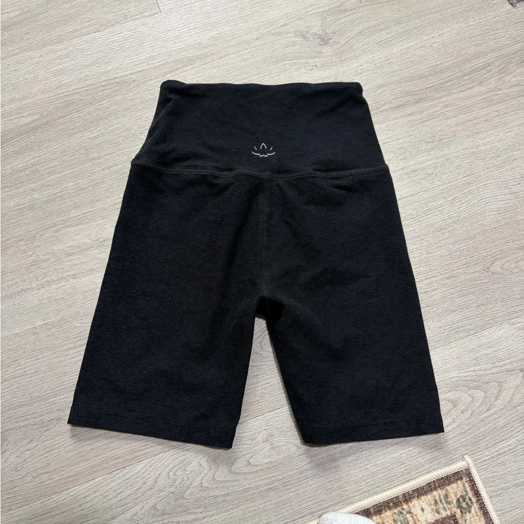 Beyond Yoga Biker Shorts - Image 3