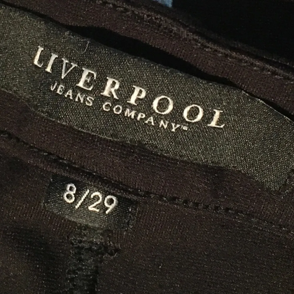 Designer‎ Jeans - by Liverpool Jeans Co - Style # LM2015BB - Black - Size 8/29 - Image 2