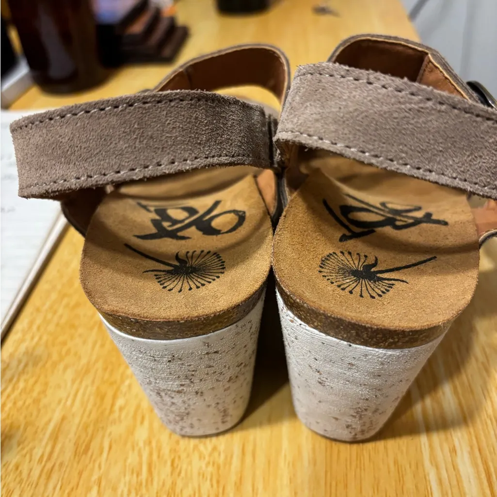 OTBT  Women's PEASANT Wedge Sandal 9 M - Image 3