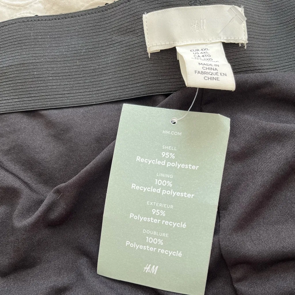 NWT: glamorous Black Sequin Women's Pants size 4XL - Image 8